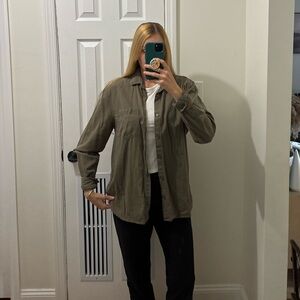 H&M divided green button up shirt